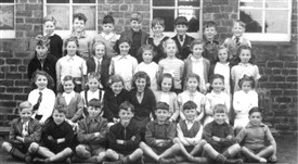 Photo:Addiewell Primary around 1953/54.