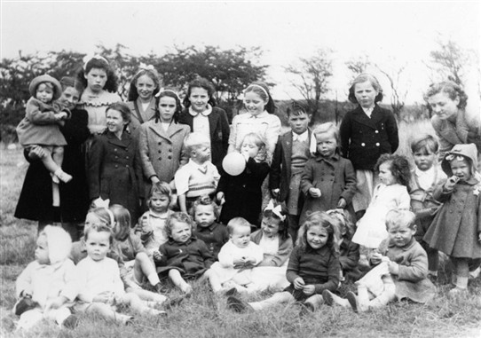 Photo:Loganlea Gala Day, 1946 or '47.  The baby, front right, is David Pennykid (born 1944).  Girl at the back in the frilly top is Betty Oliver.